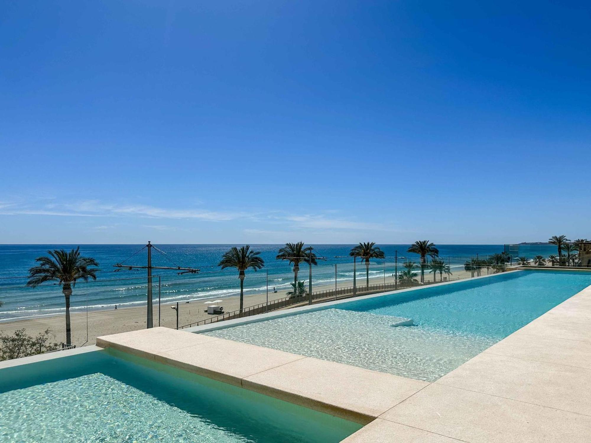 Lantia. Amaneceres De Ensueno Y Piscina Con Vistas Apartment El Campello Luaran gambar