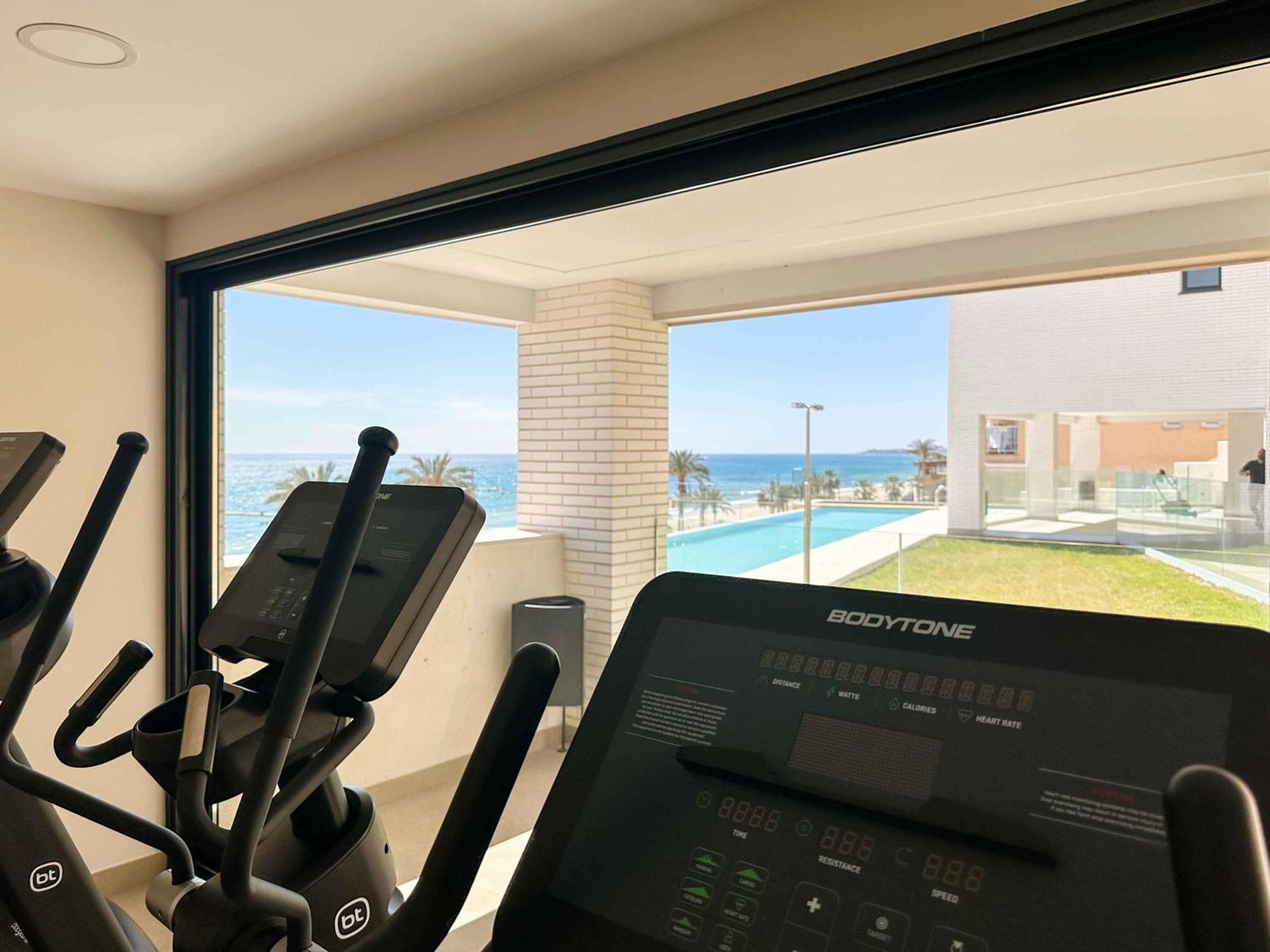 Lantia. Amaneceres De Ensueno Y Piscina Con Vistas Apartment El Campello Luaran gambar