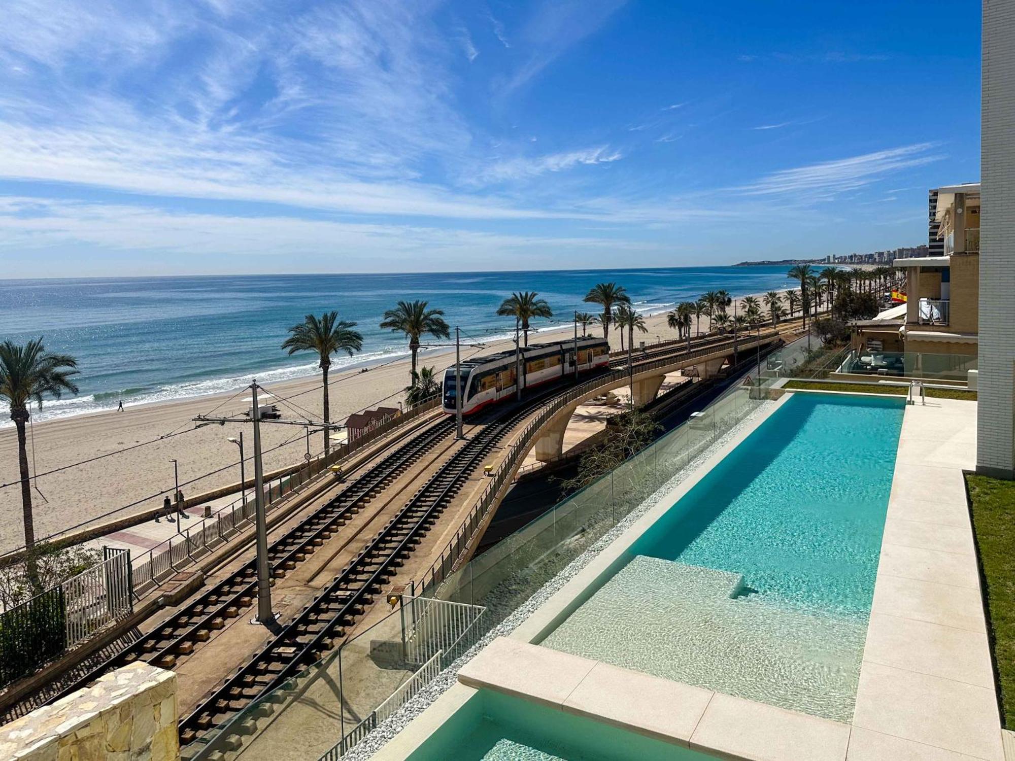 Lantia. Amaneceres De Ensueno Y Piscina Con Vistas Apartment El Campello Luaran gambar