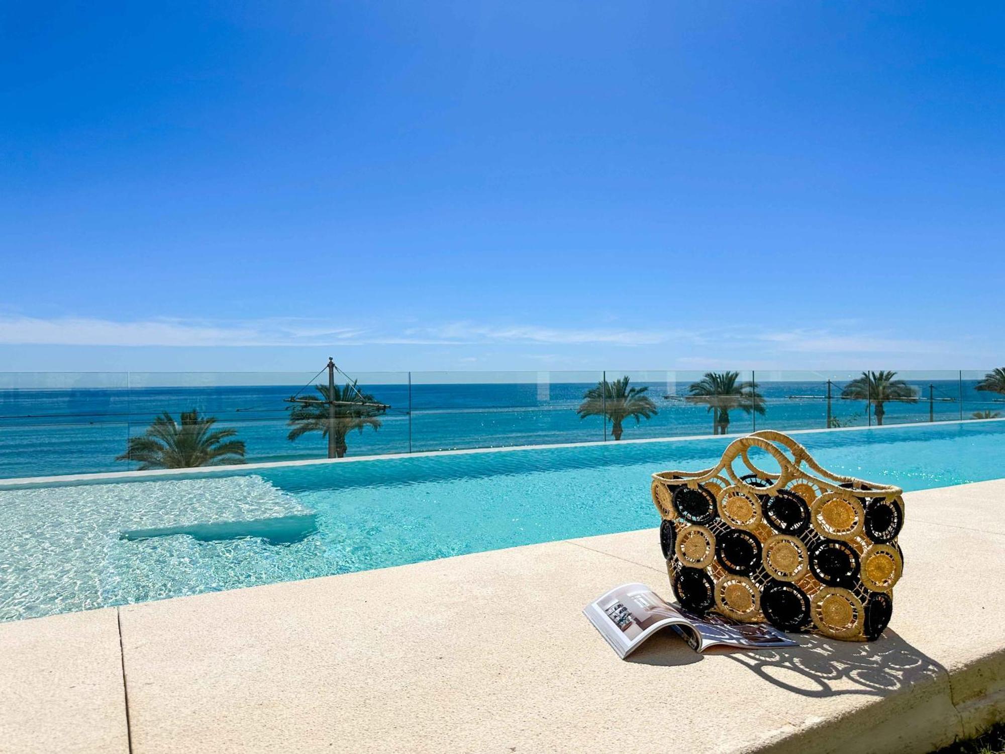 Lantia. Amaneceres De Ensueno Y Piscina Con Vistas Apartment El Campello Luaran gambar