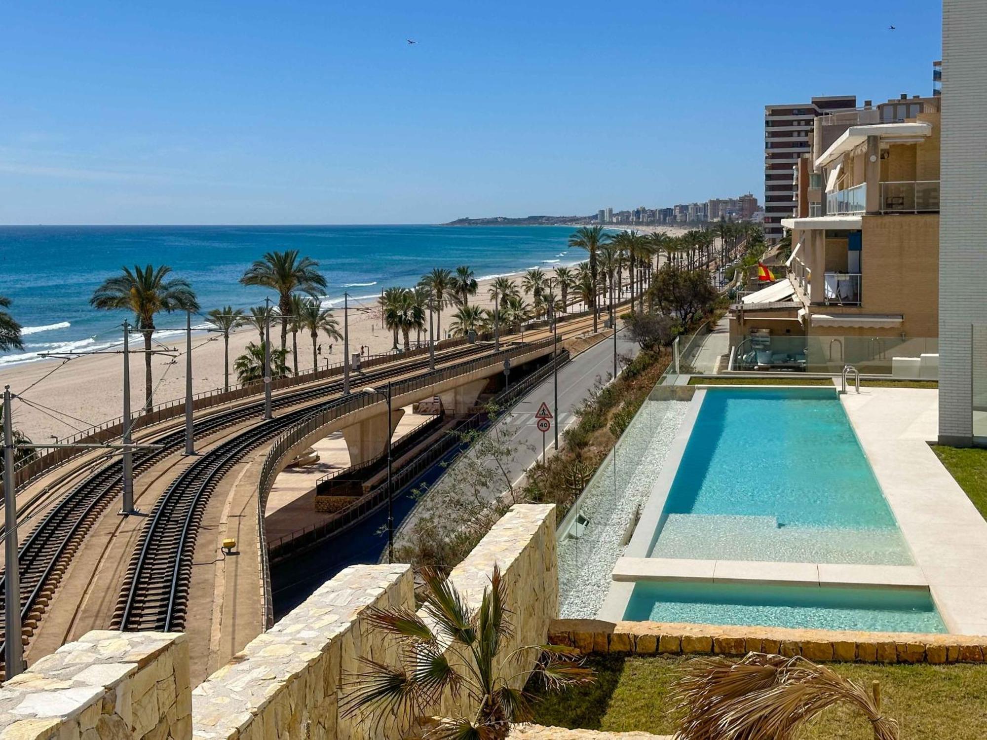 Lantia. Amaneceres De Ensueno Y Piscina Con Vistas Apartment El Campello Luaran gambar